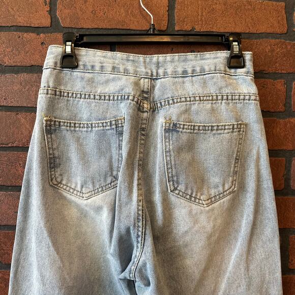 KITTENISH Jessie James Decker High-Rise Mom Jeans - 27 Light Wash Classic - Picture 3 of 11